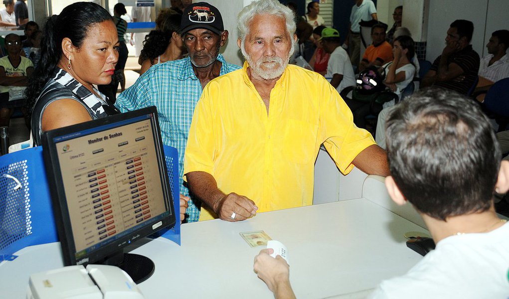 Diário Oficial Publica Novas Regras Para Aposentadorias - Brasil 247