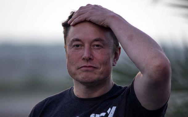 Após reclamações, Elon Musk diz que vai liberar mais 200 tuítes para não assinantes