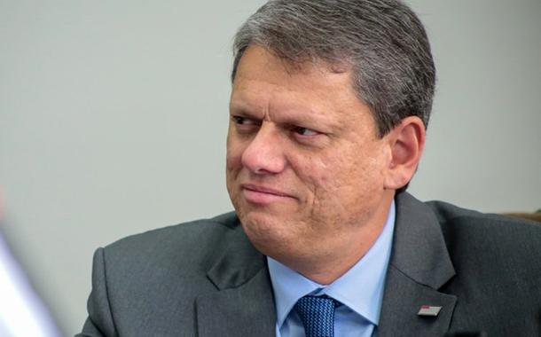 Tarcísio proíbe empresários de lançar seu nome para a Presidência da República