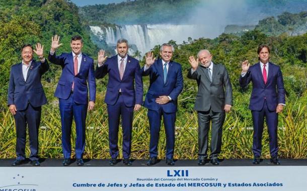 Em cúpula do Mercosul, Lula defende moeda comum para comércio e resposta 