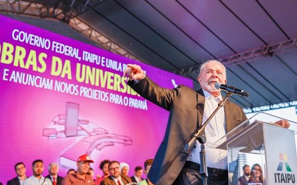 Lula diz que rejeição da política faz nascer 'titica' como Bolsonaro