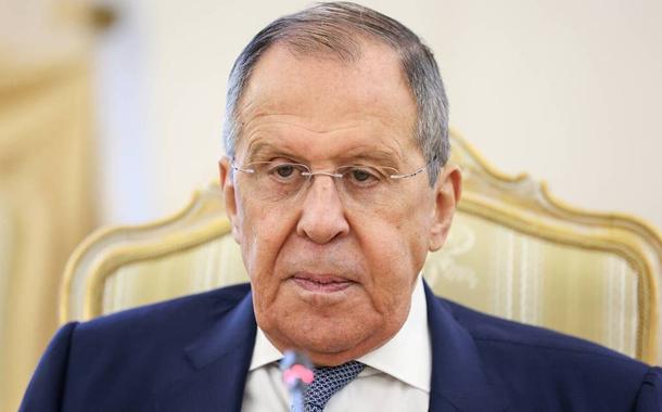 Rússia prioriza a paz em detrimento do combate, afirma Lavrov