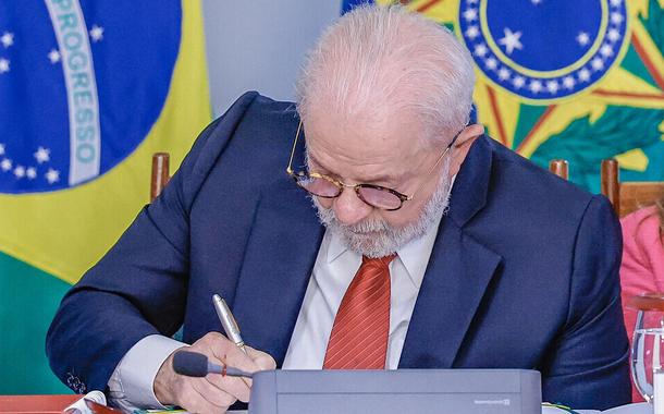 Cirurgia no quadril que será feita por Lula é delicada e visa melhorar a qualidade de vida